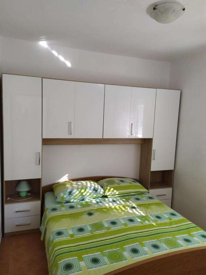 Apartmani Vjeko Vir Esterno foto