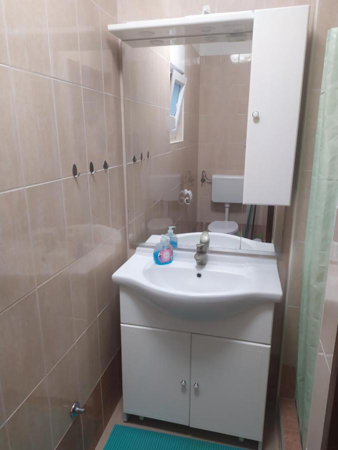 Apartmani Vjeko Vir Esterno foto