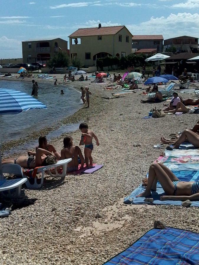 Apartmani Vjeko Vir Esterno foto